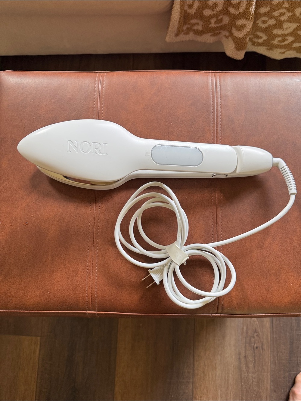 THE NORI PRESS White Handheld Fabric Steamer with Power Cord